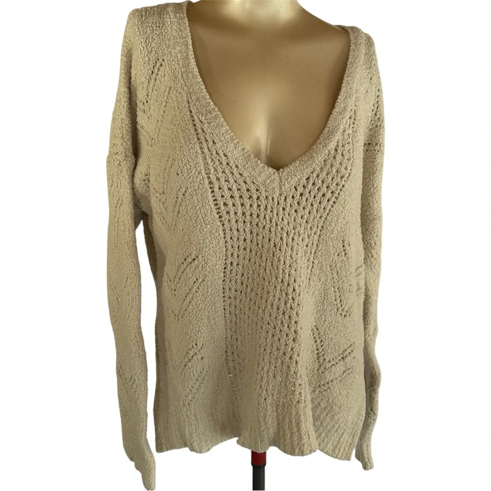 cupcakes & cashmere Cream V-Neck Oversized Sweater Size XS